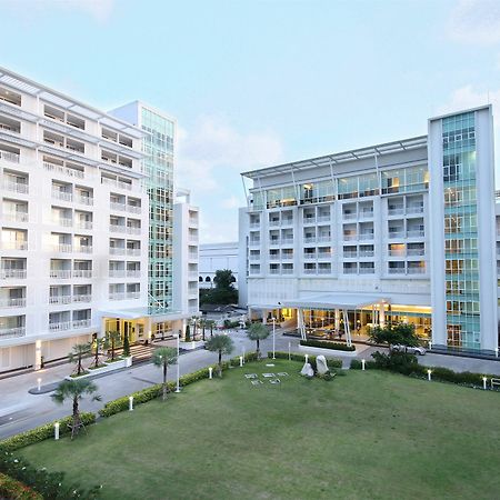 Kameo Grand Hotel & Serviced Apartment, Rayong Exterior foto