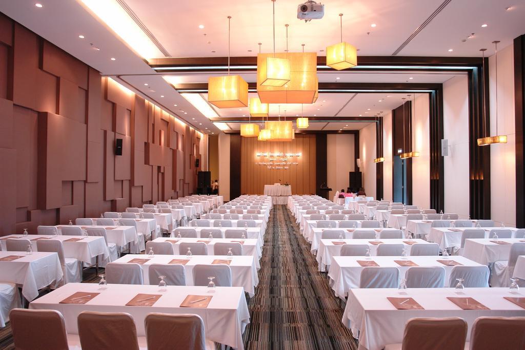 Kameo Grand Hotel & Serviced Apartment, Rayong Exterior foto